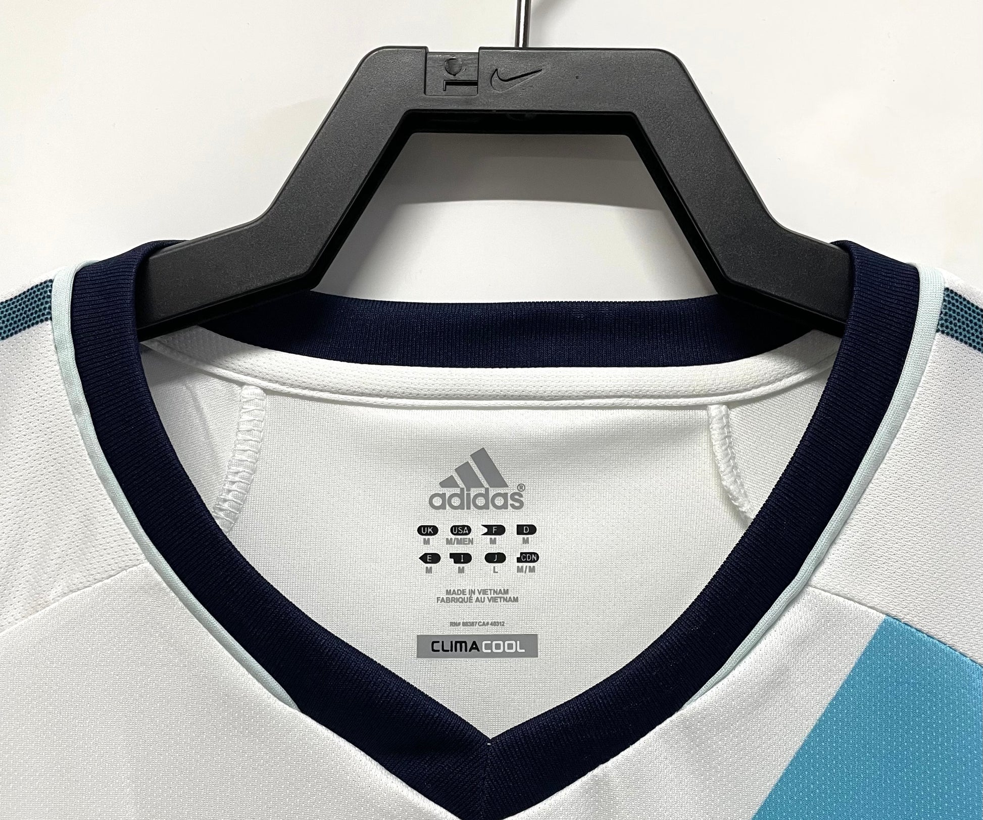 CHELSEA Retro Away Jersey  2012-13 image 7