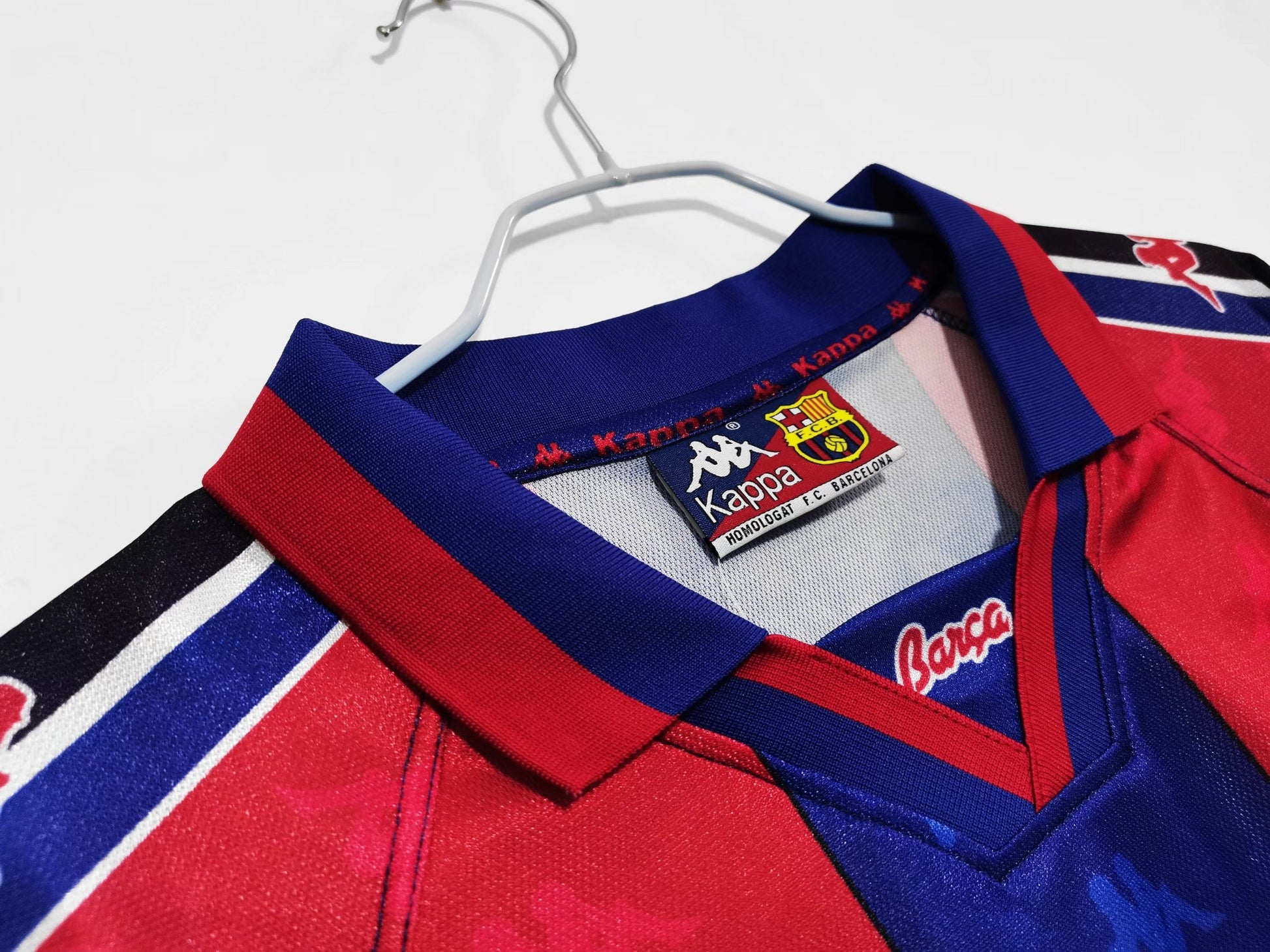 BARCELONA Retro Home Jersey 1995-97 image 9
