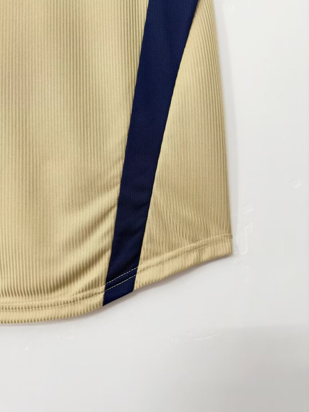 ARSENAL Retro Away Jersey 2001-02 image 10