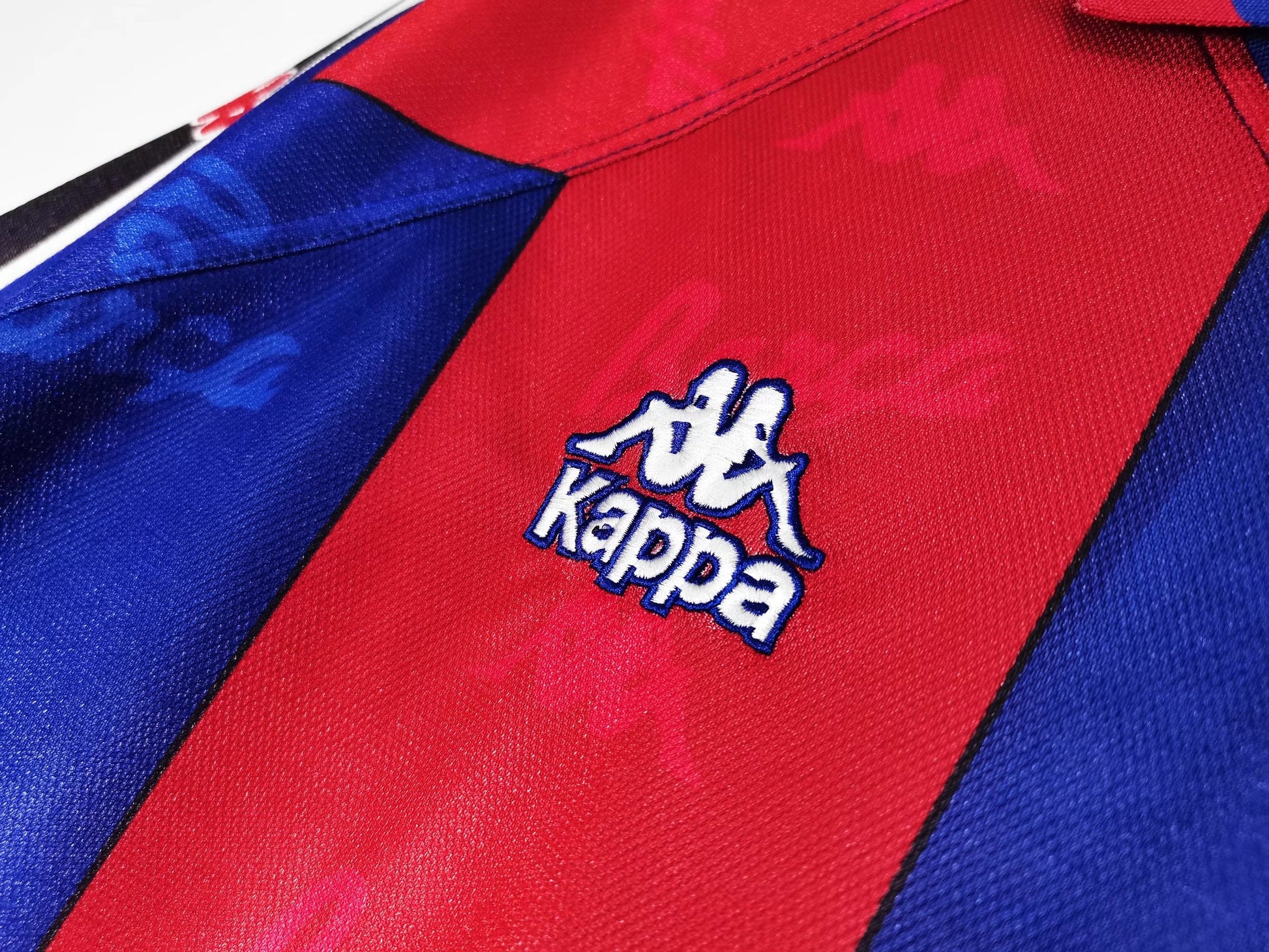 BARCELONA Retro Home Jersey 1995-97 image 11