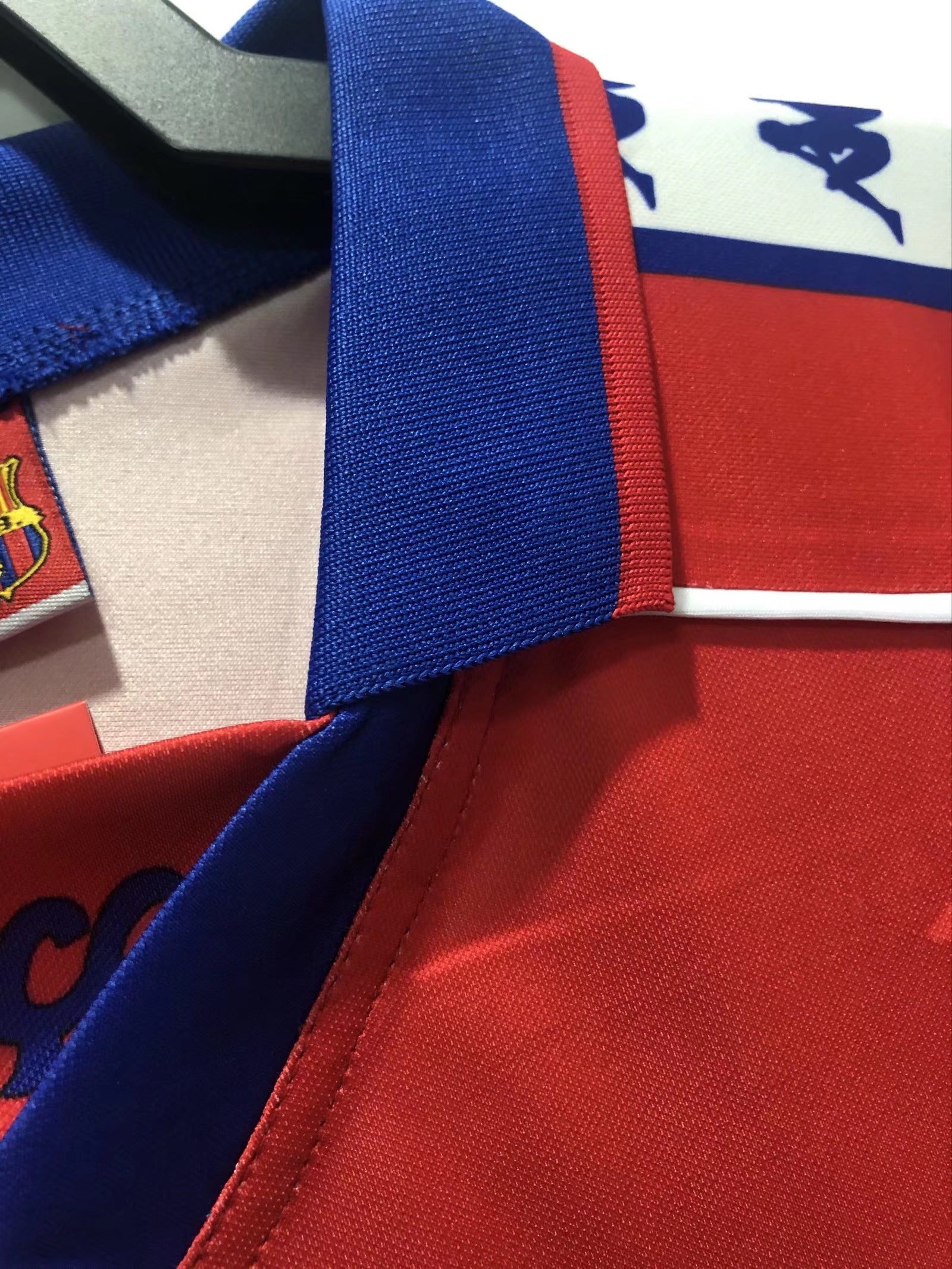 BARCELONA RETRO HOME FOOTBALL SHIRT 1992-95 image 2
