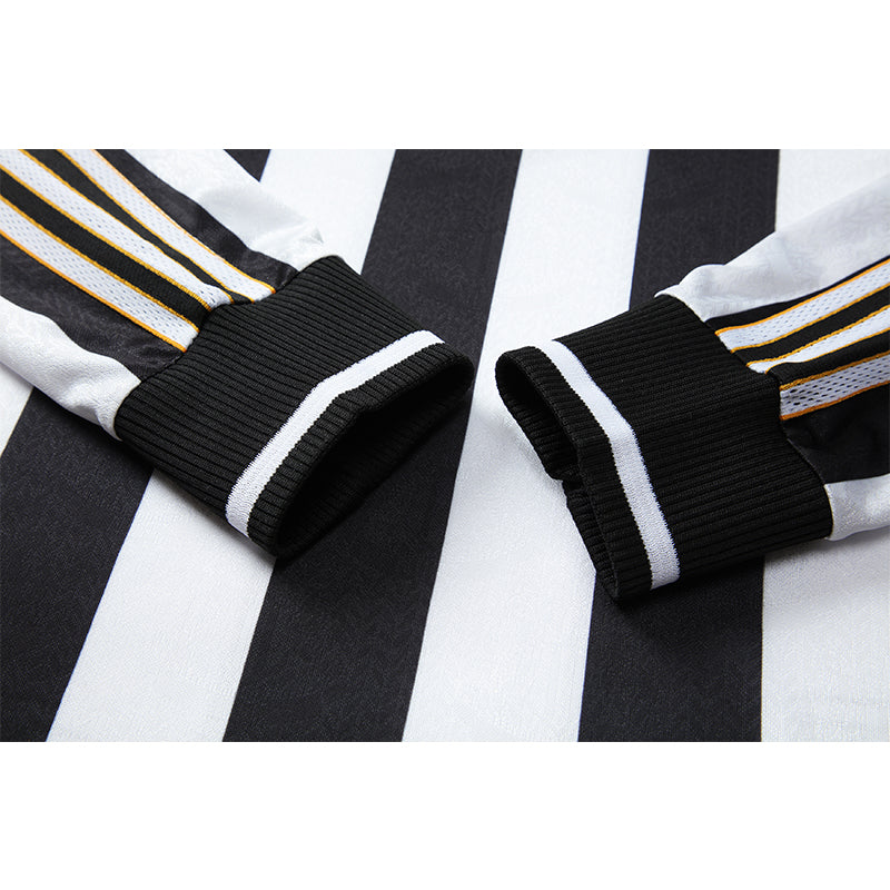NEWCASTLE UNITED Retro L/S Home Jersey 1997-99 image 4
