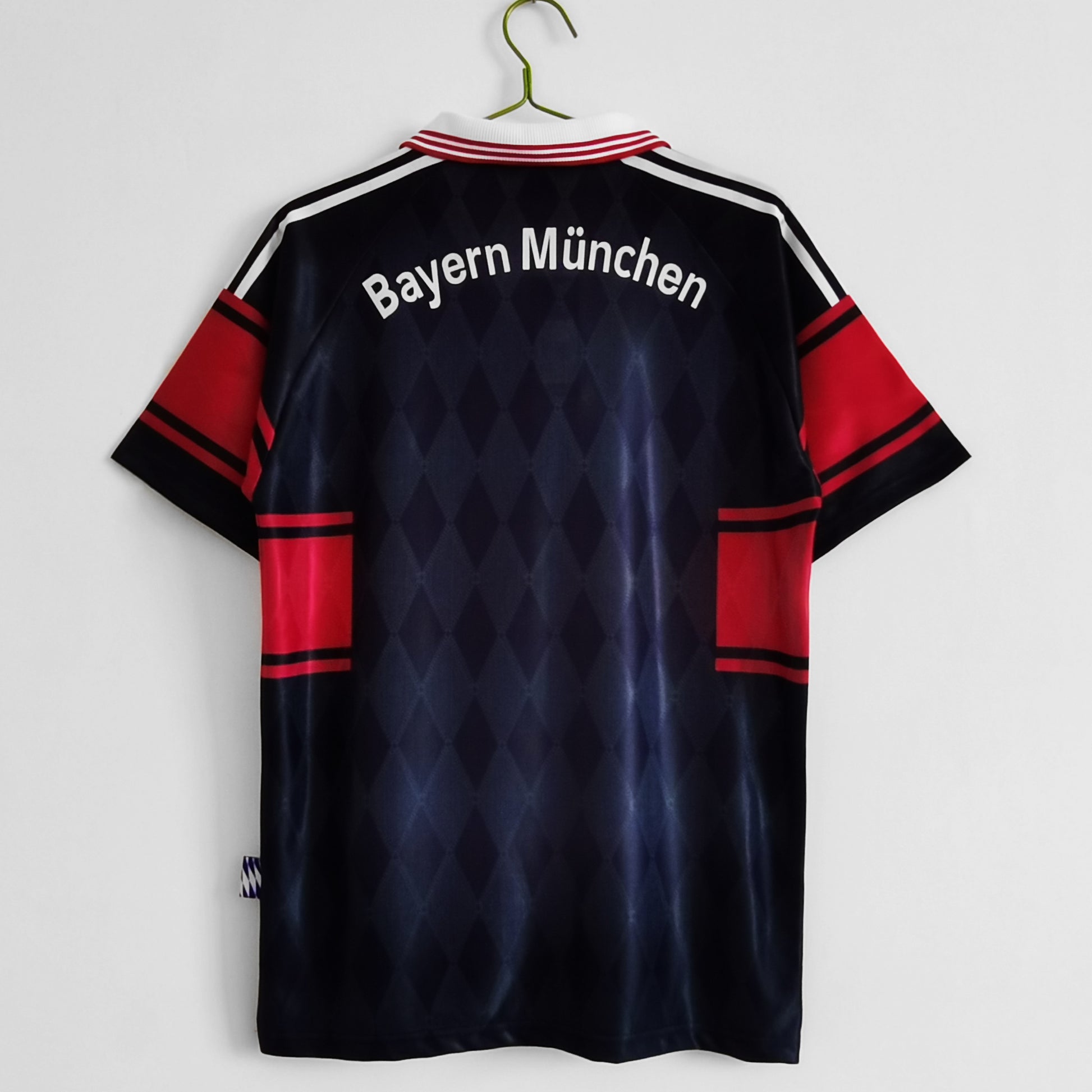 BAYERN MUNICH Retro Home Jersey 1997-99 image 1