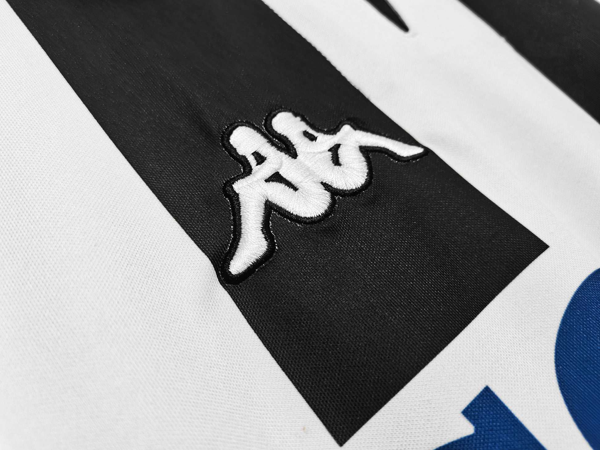 JUVENTUS  RETRO Home JERSEY 1997-98 image 6
