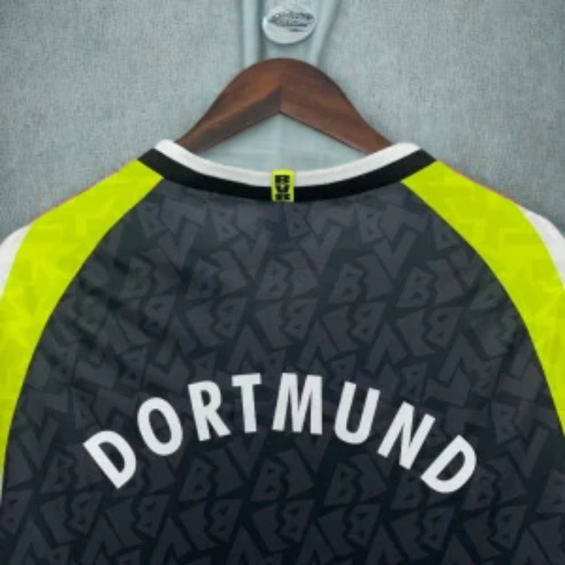 BVB Retro Away Jersey 1995-96 image 2