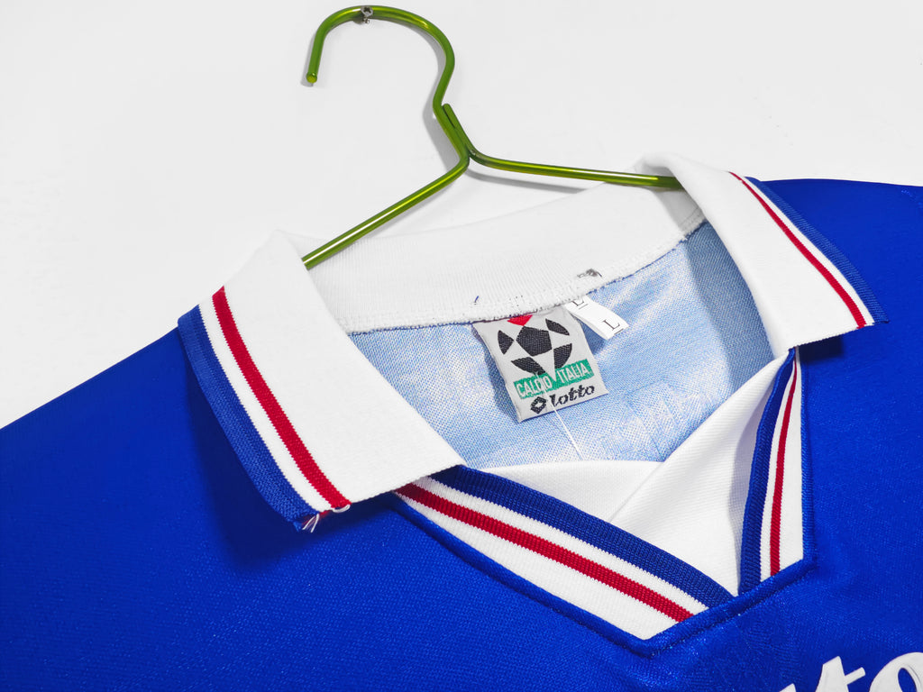 CROATIA Retro Away Jersey 1998 image 3