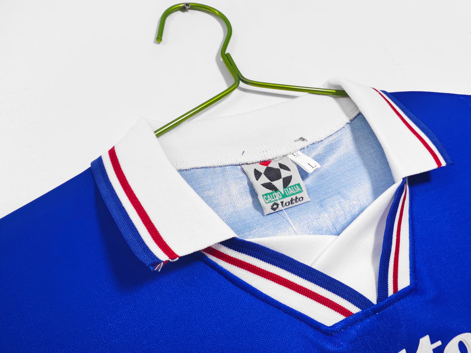 CROATIA Retro Away Jersey 1998 image 3