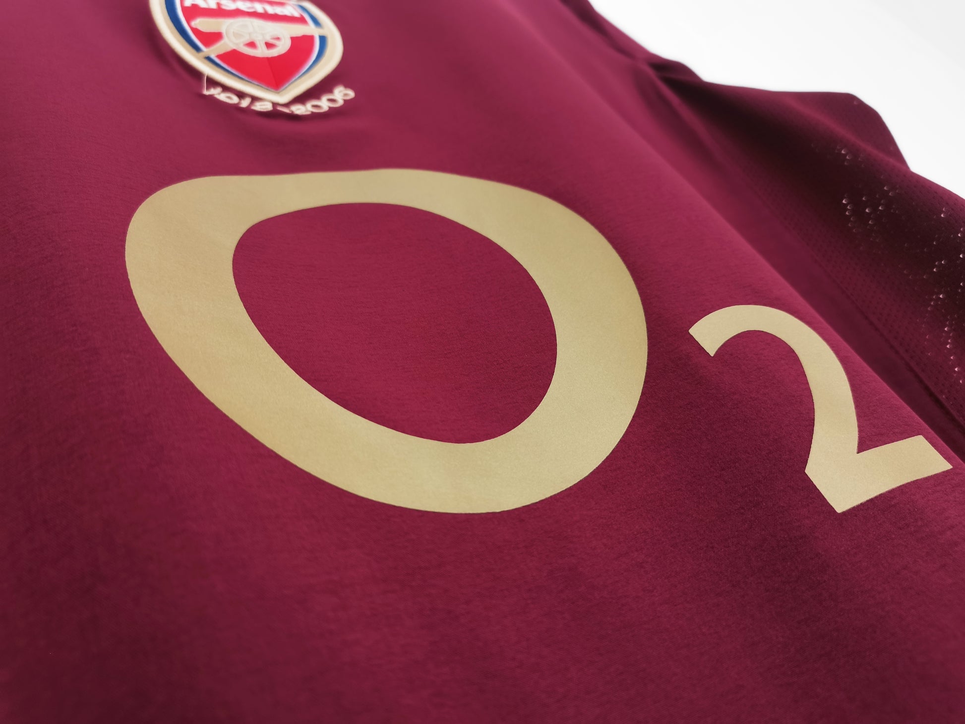 ARSENAL Retro Home Jersey 2005 image 5