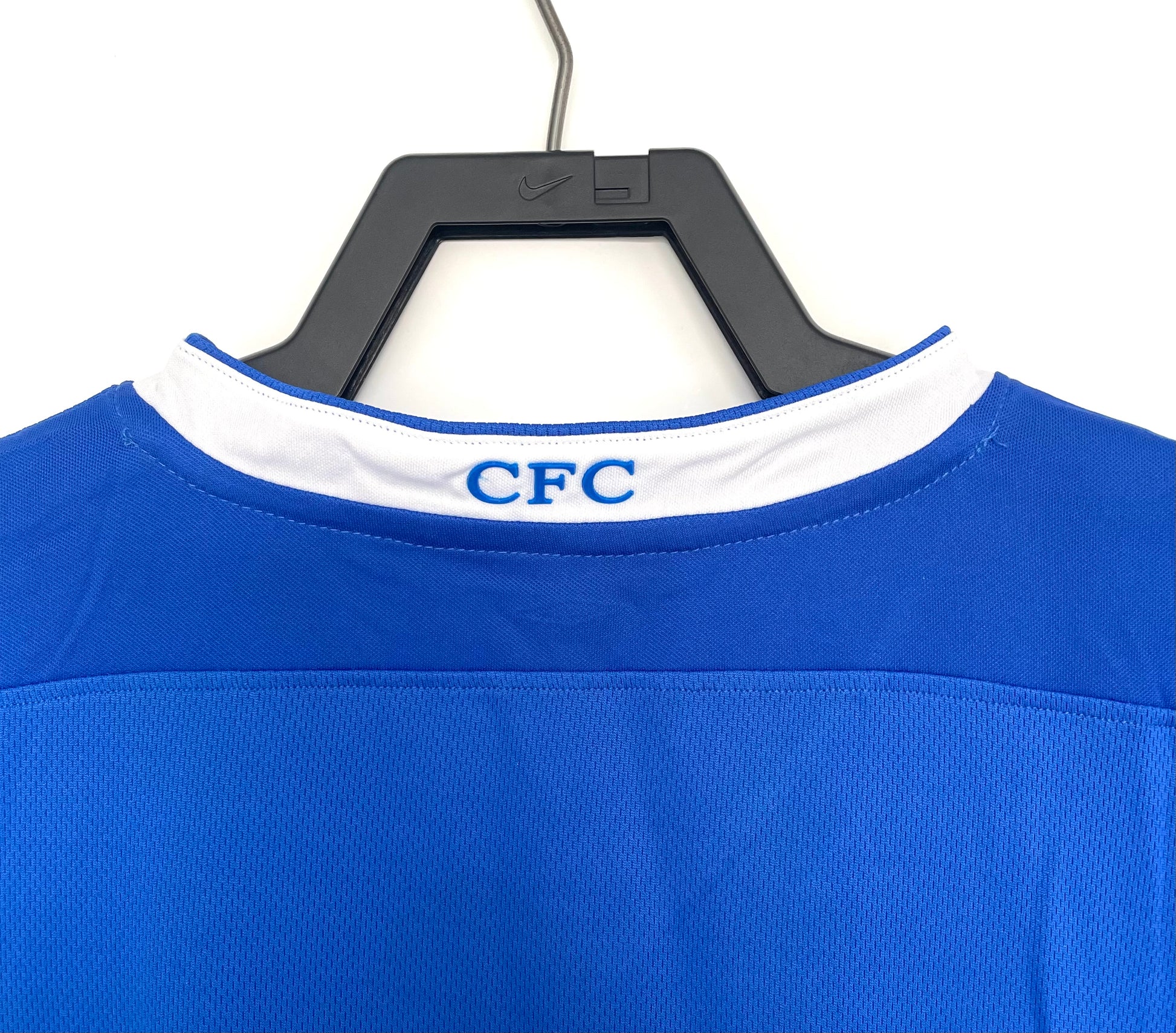 CHELSEA Retro Home Jersey 2003-05 image 5