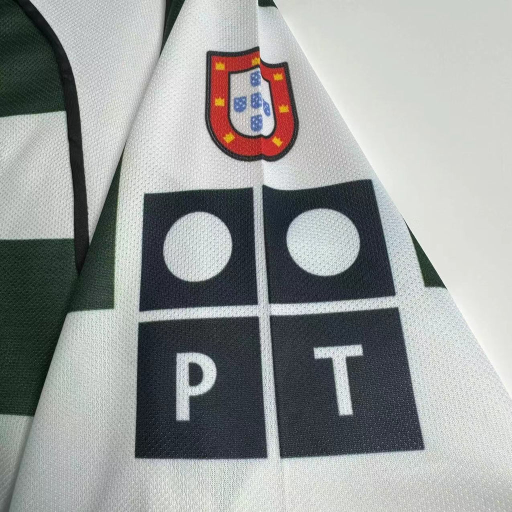 SPORTING LISBON Retrkms home Jersey  2001-03 image 12