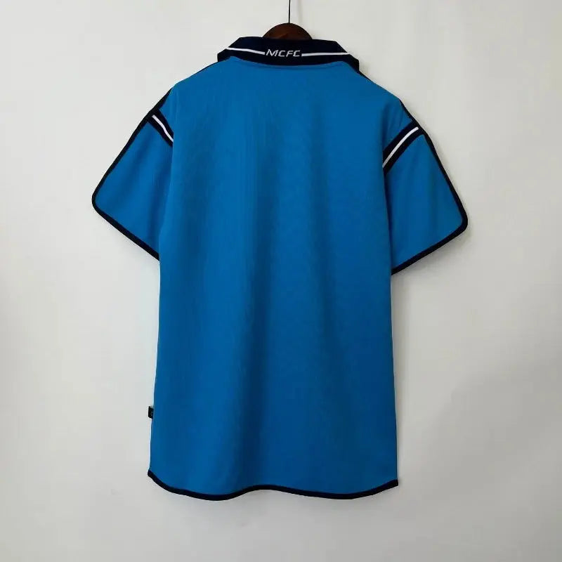 MANCHESTER CITY Retro Home Jersey  2001-02 image 1
